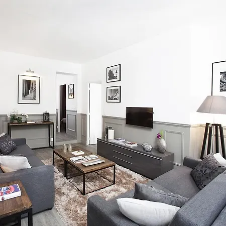 Livinparis - Luxury 3 Bedrooms Grands-boulevards I Apartment