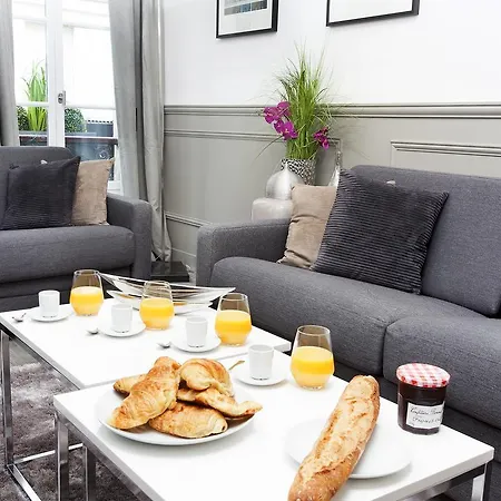 Livinparis - Luxury 3 Bedrooms Grands-boulevards I Apartment Paris