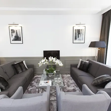 Apartment Livinparis - Luxury 3 Bedrooms Grands-boulevards I Paris