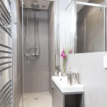 Livinparis - Luxury 3 Bedrooms Grands-boulevards I * Paris